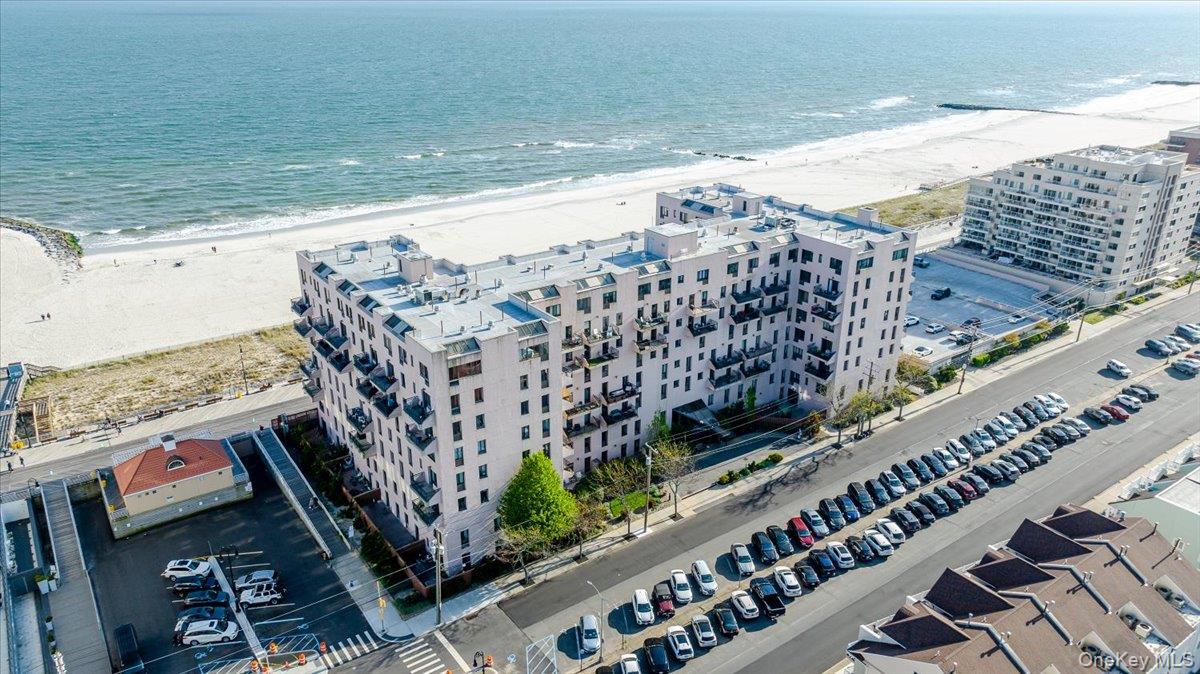 100 W Broadway # 4F, Long Beach, NY 11561