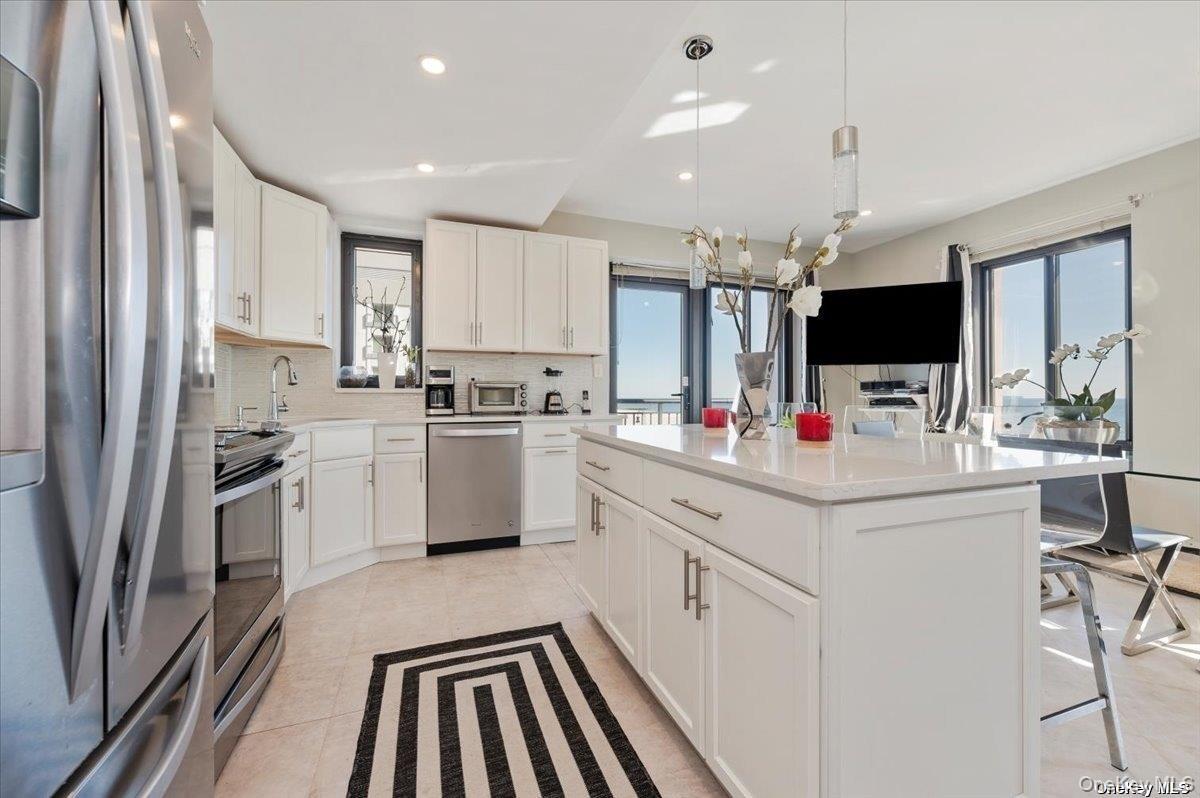 100 W Broadway # 4F, Long Beach, NY 11561