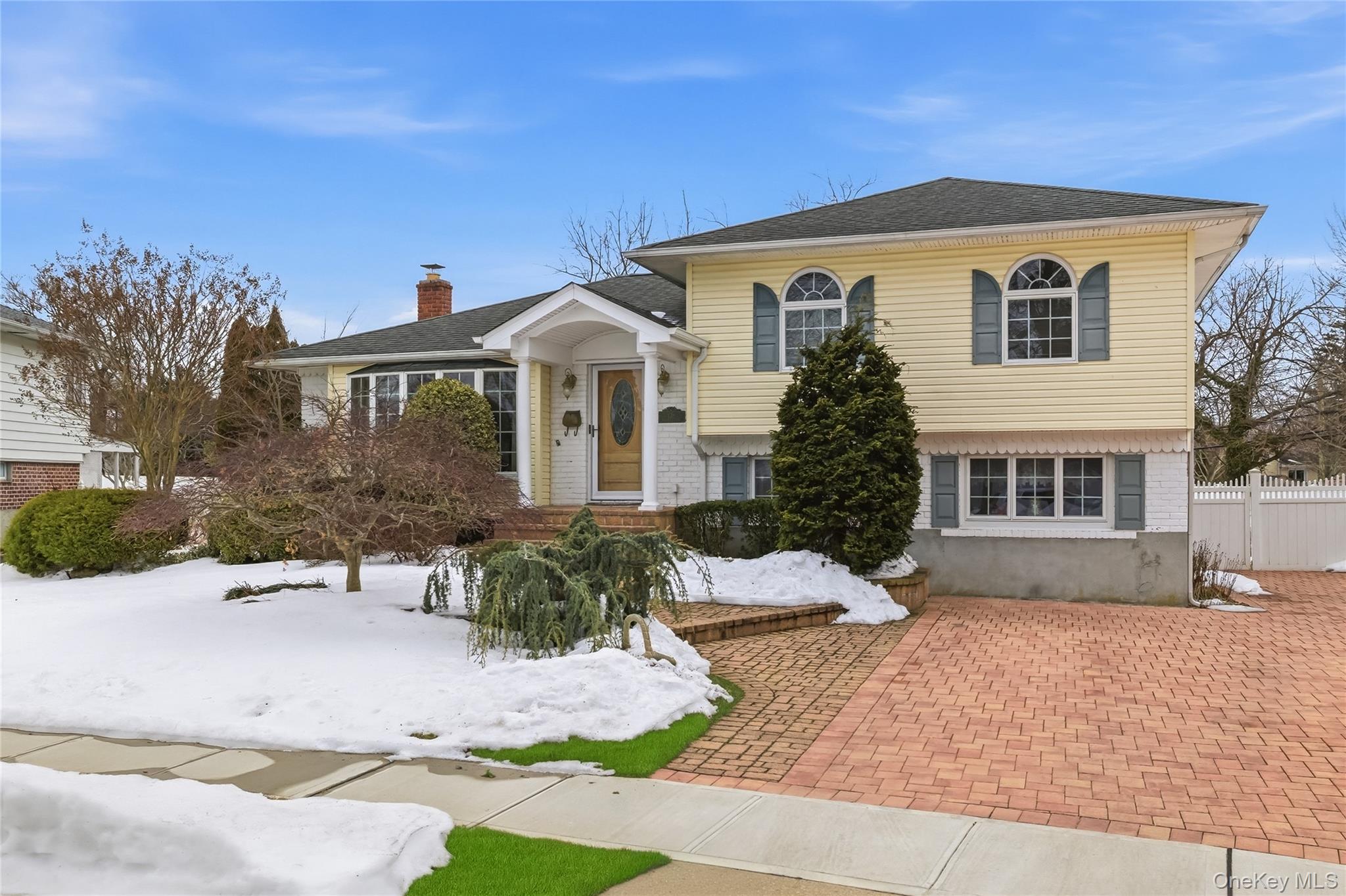 138 Washington Street, Farmingdale, NY 11735