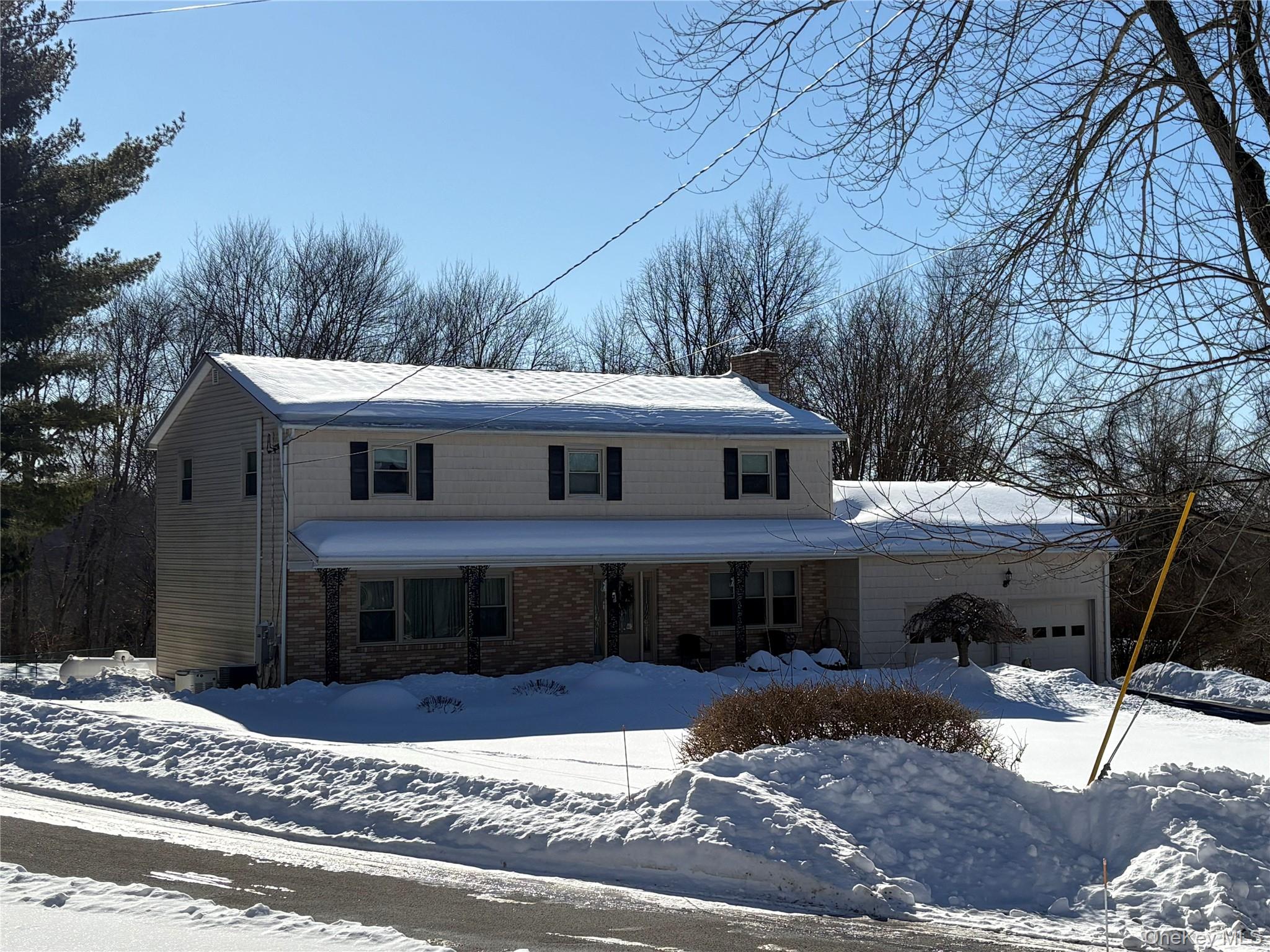 20 Hillview Drive, Poughkeepsie, NY 12603