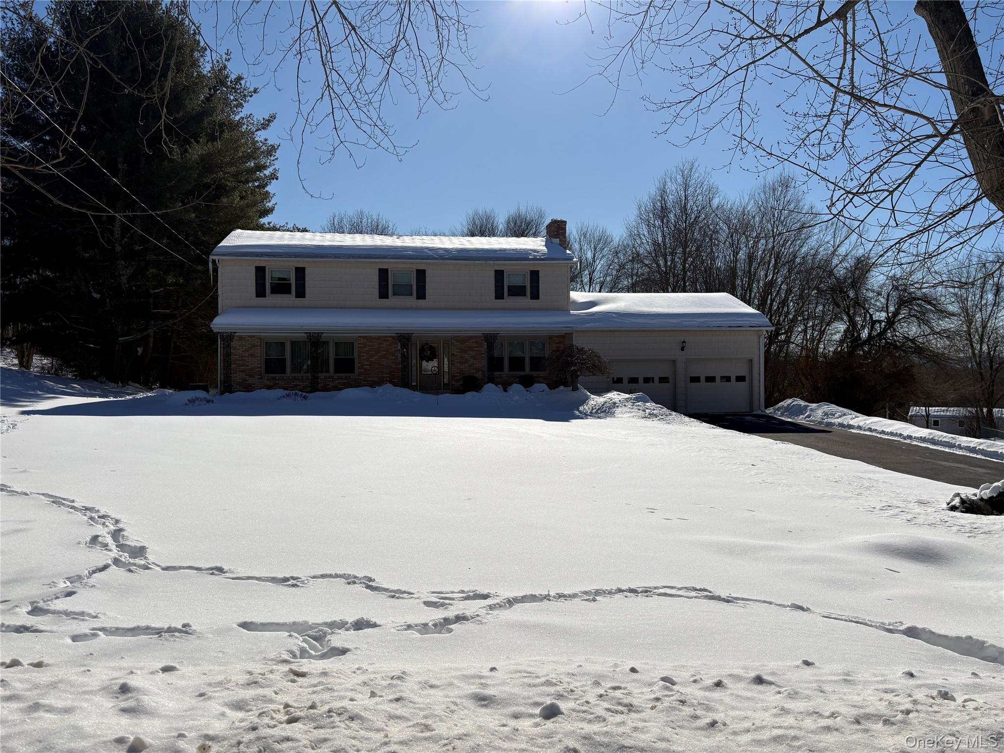 20 Hillview Drive, Poughkeepsie, NY 12603