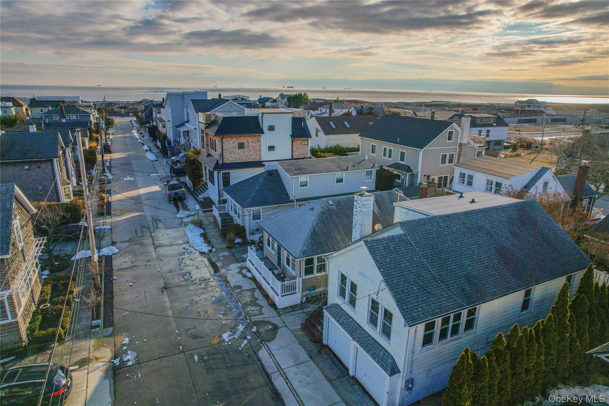 105 Baldwin Avenue, Point Lookout, NY 11569