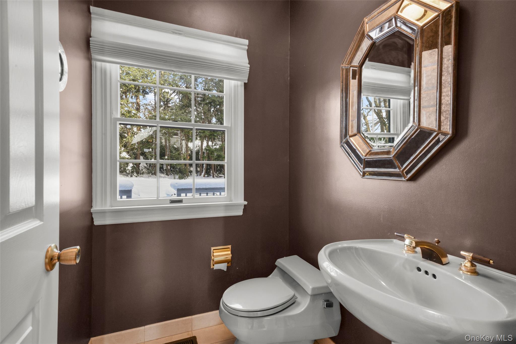 35 Seton Road, Larchmont, NY 10538