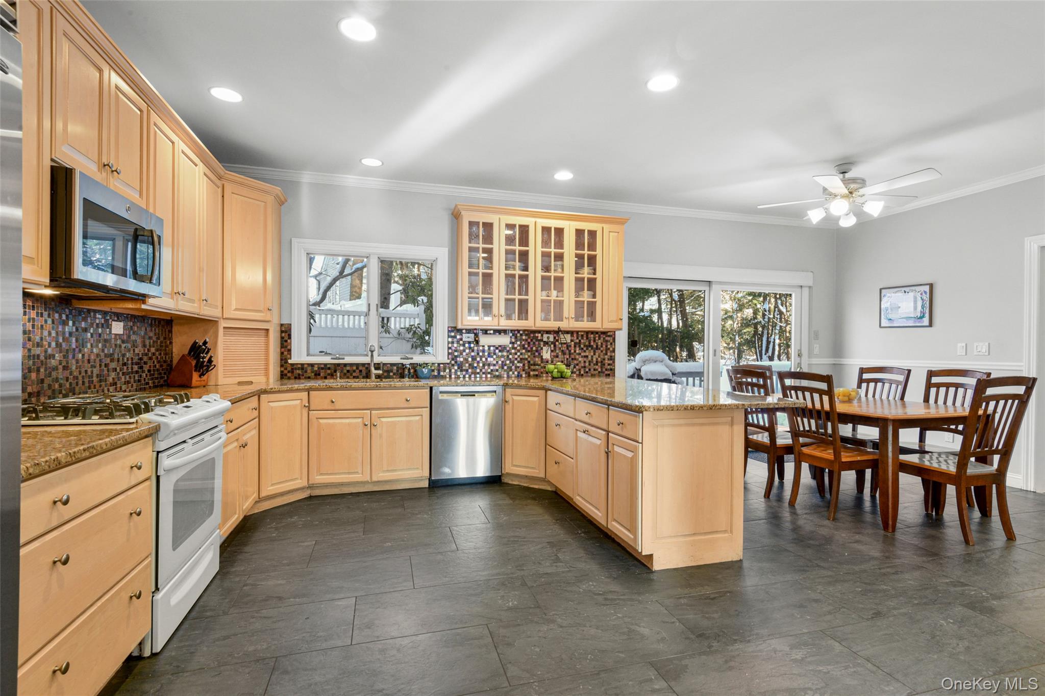 35 Seton Road, Larchmont, NY 10538