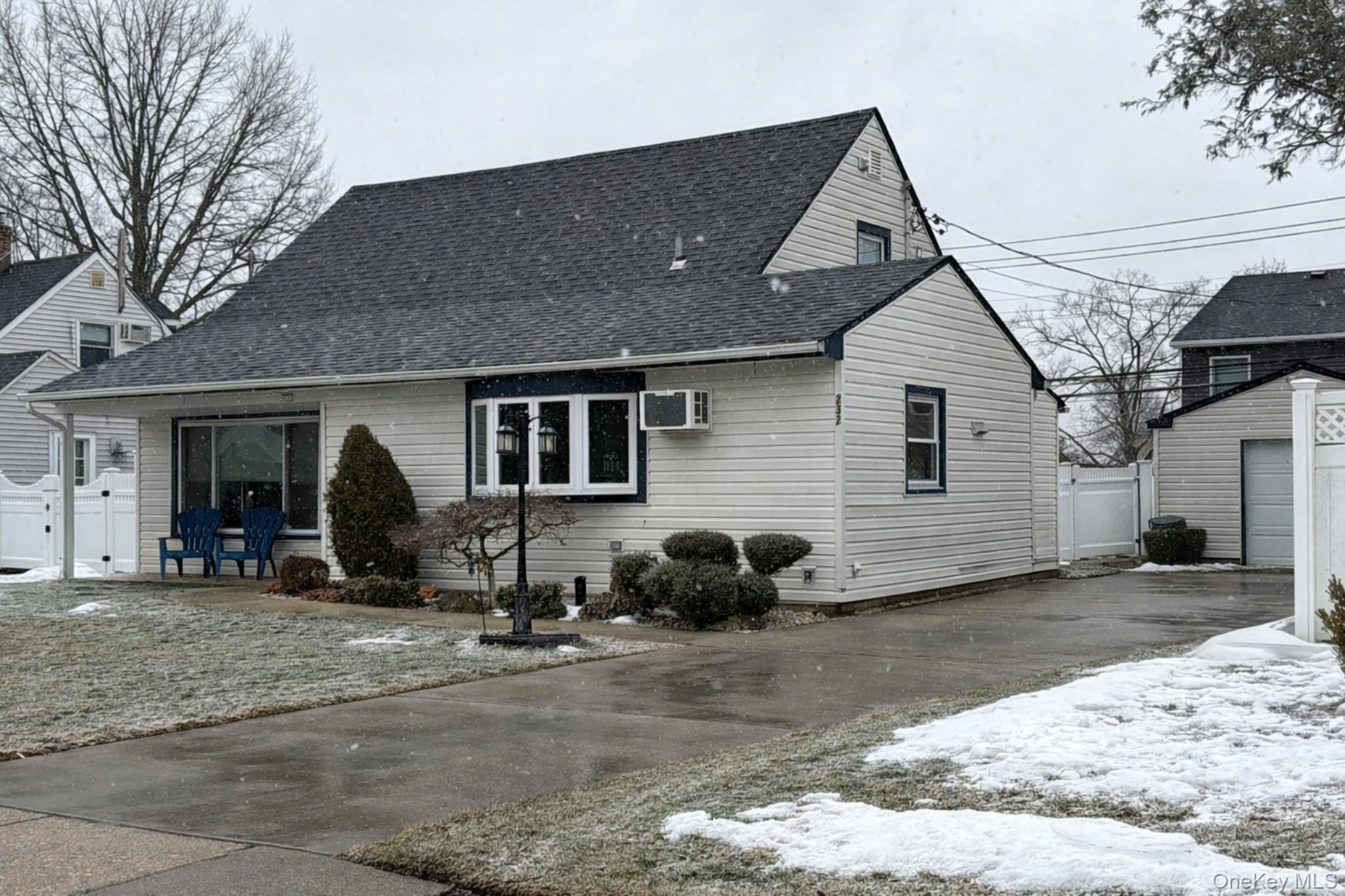 232 Old Farm Road, Levittown, NY 11756