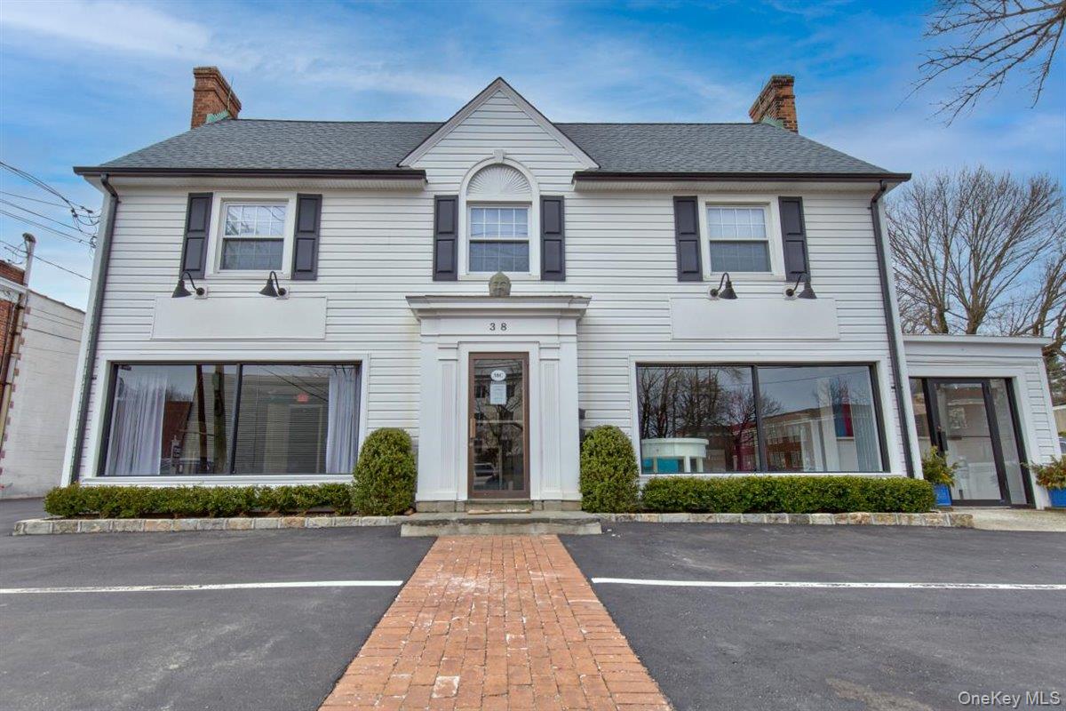 38 Forest Avenue, Glen Cove, NY 11542