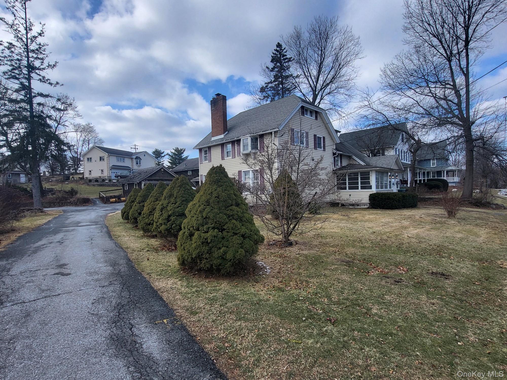 7 Hambletonian Avenue, Chester, NY 10918