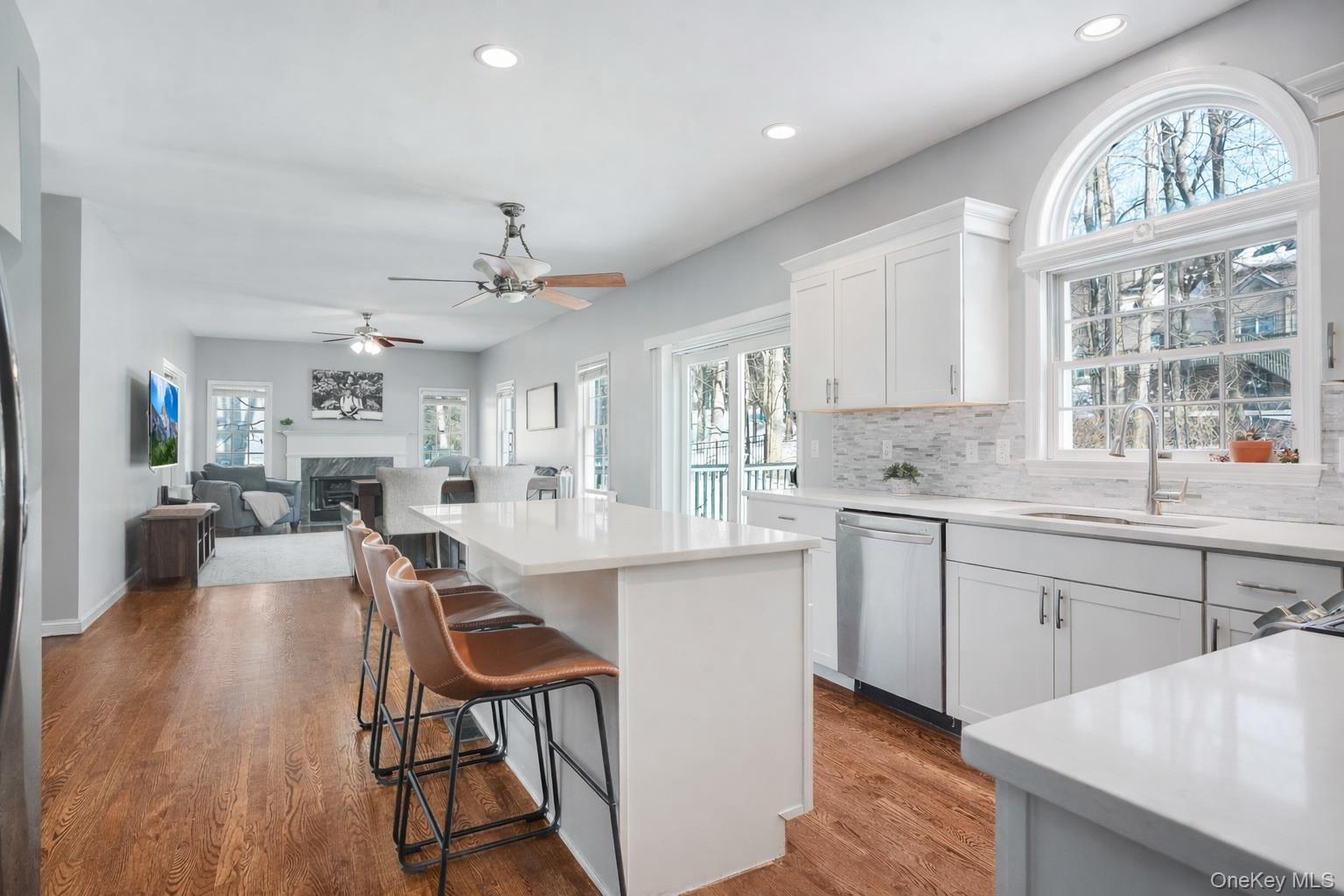 9 Trotter Lane, Poughkeepsie, NY 12603