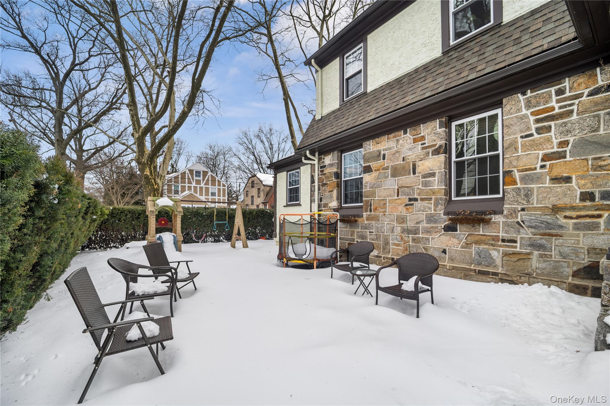 74 Central Parkway, Mount Vernon, NY 10552