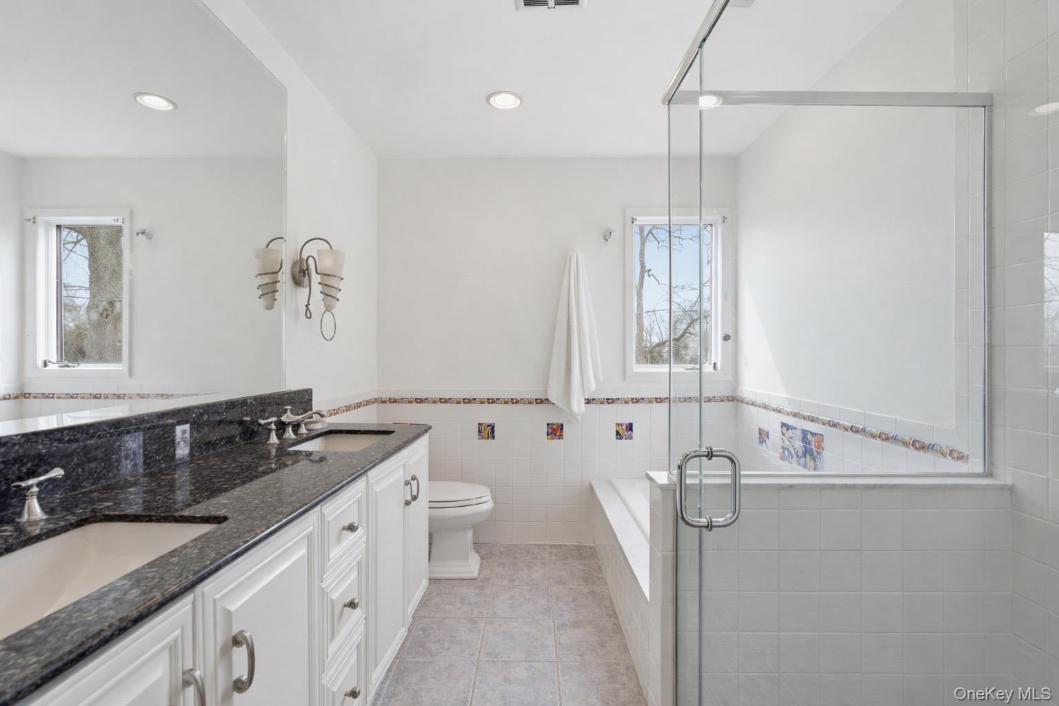 1 Canal Way, Hampton Bays, NY 11946