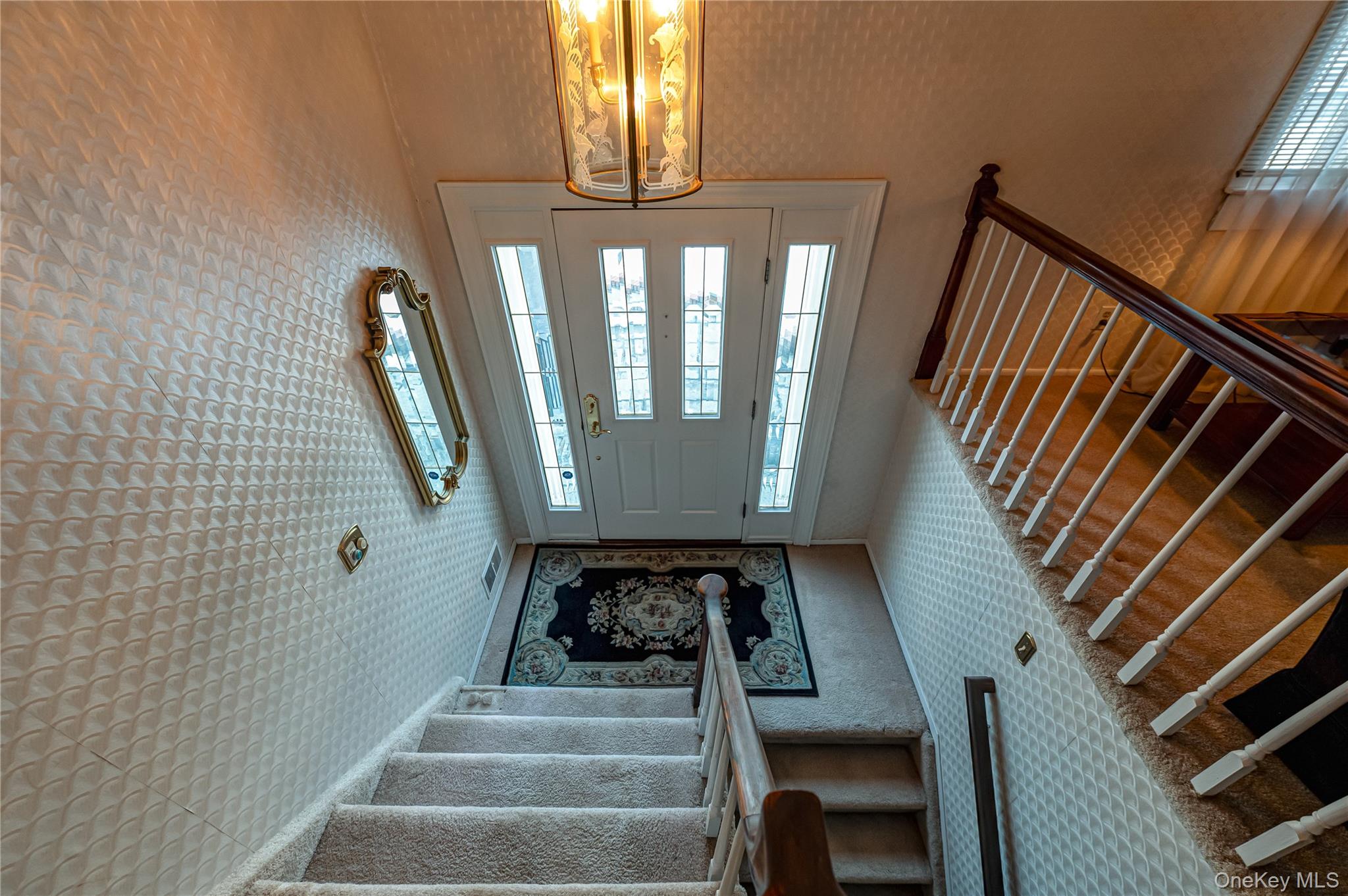 4 Winslow Lane, Kings Park, NY 11754