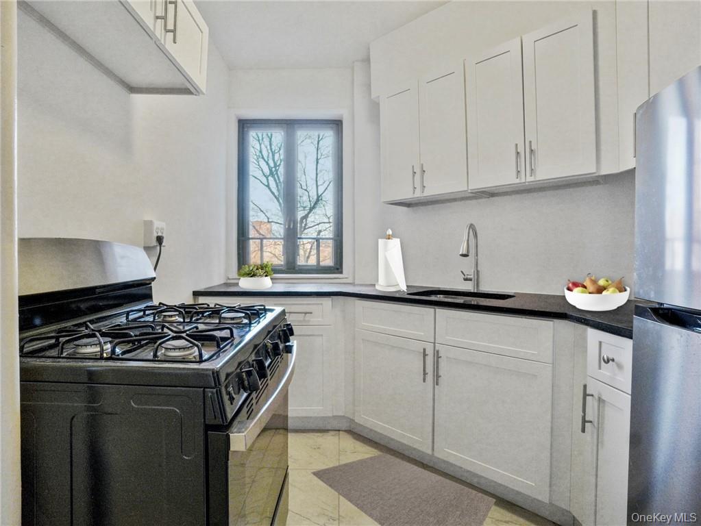 1561 Metropolitan Avenue # 5A, Bronx, NY 10462