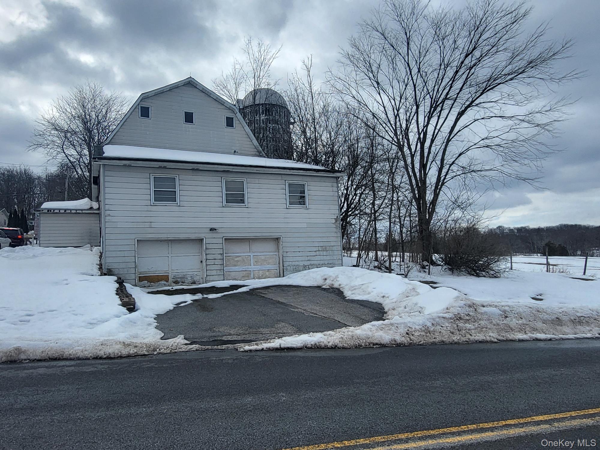 2 Imperial Park, Chester, NY 10918