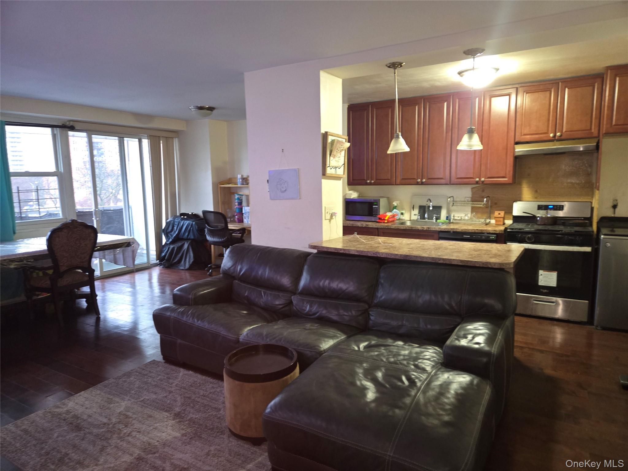 825 Morrison Avenue # 4B, Bronx, NY 10473