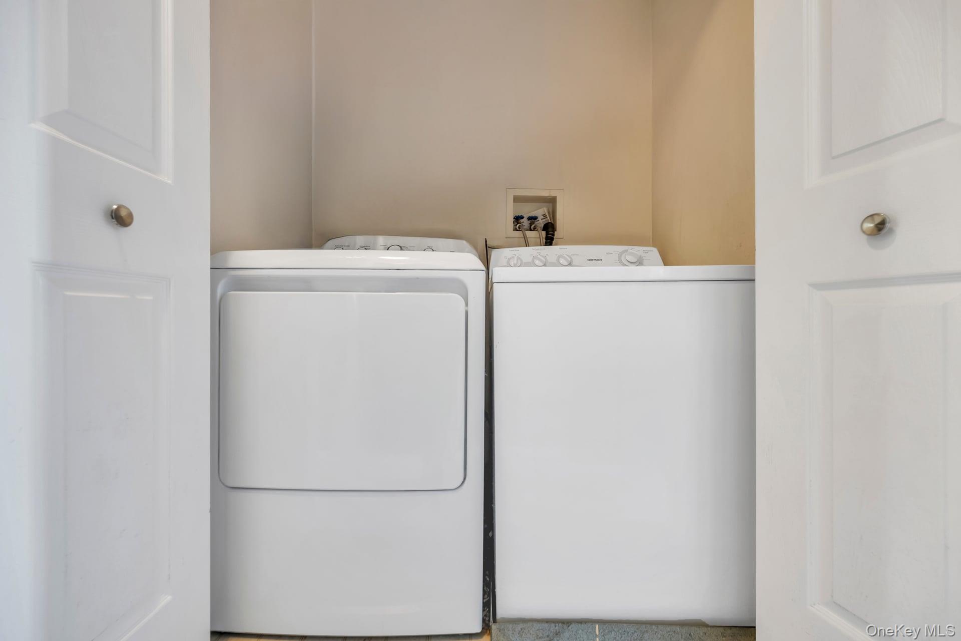 56 Snowdance Lane, Nesconset, NY 11787