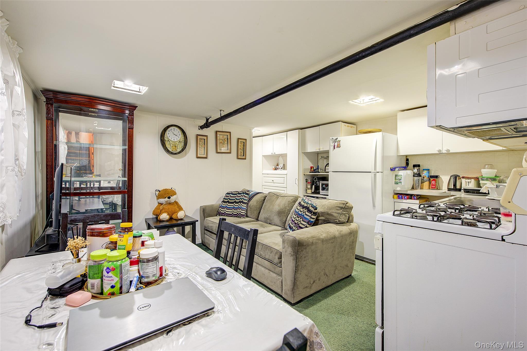 8848 201 ST, Hollis, NY 11423