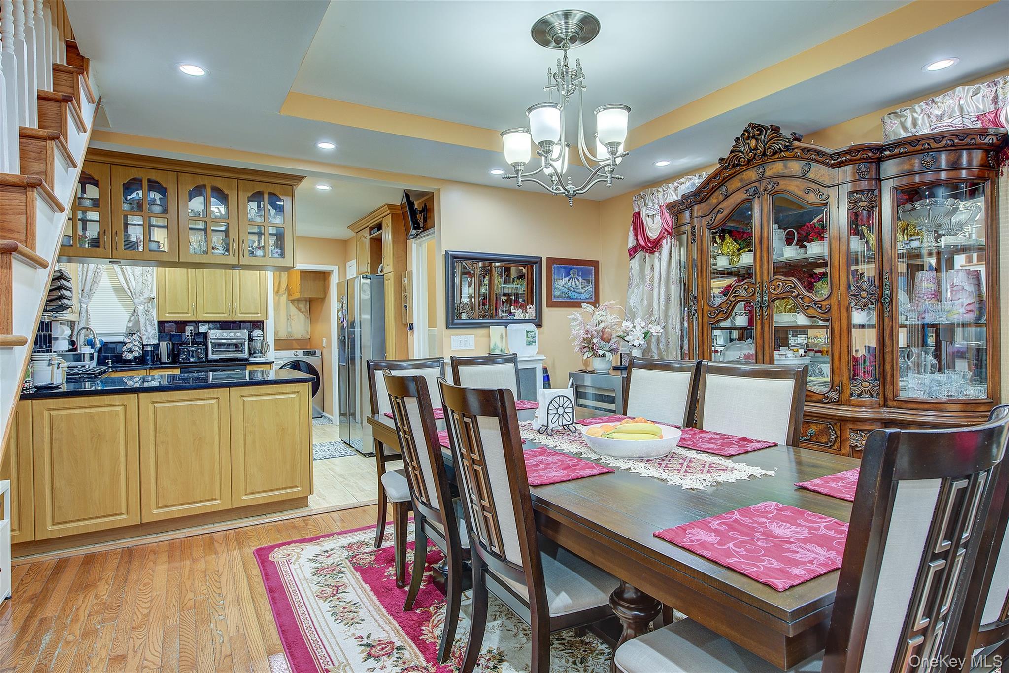 8848 201 ST, Hollis, NY 11423