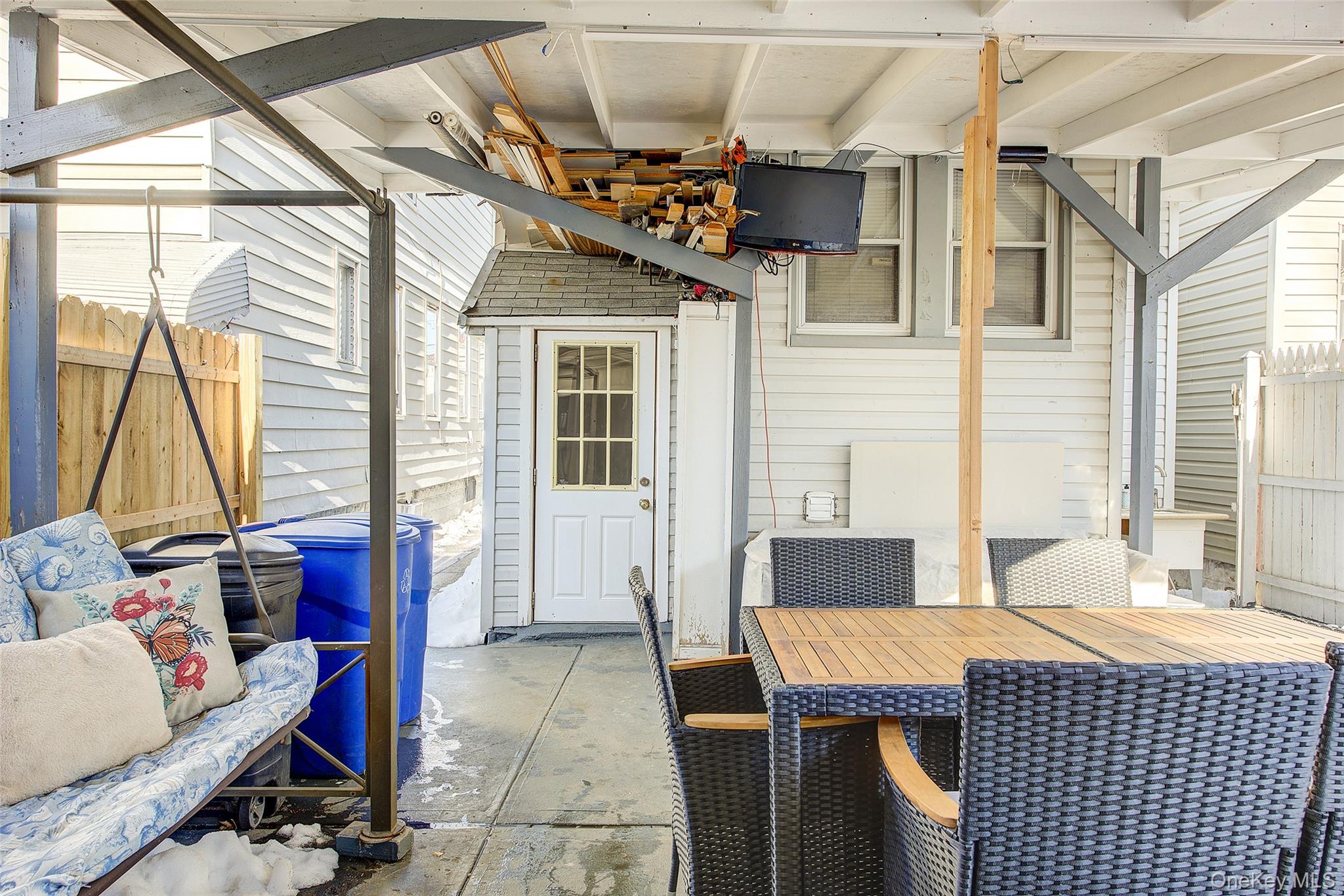 8848 201 ST, Hollis, NY 11423