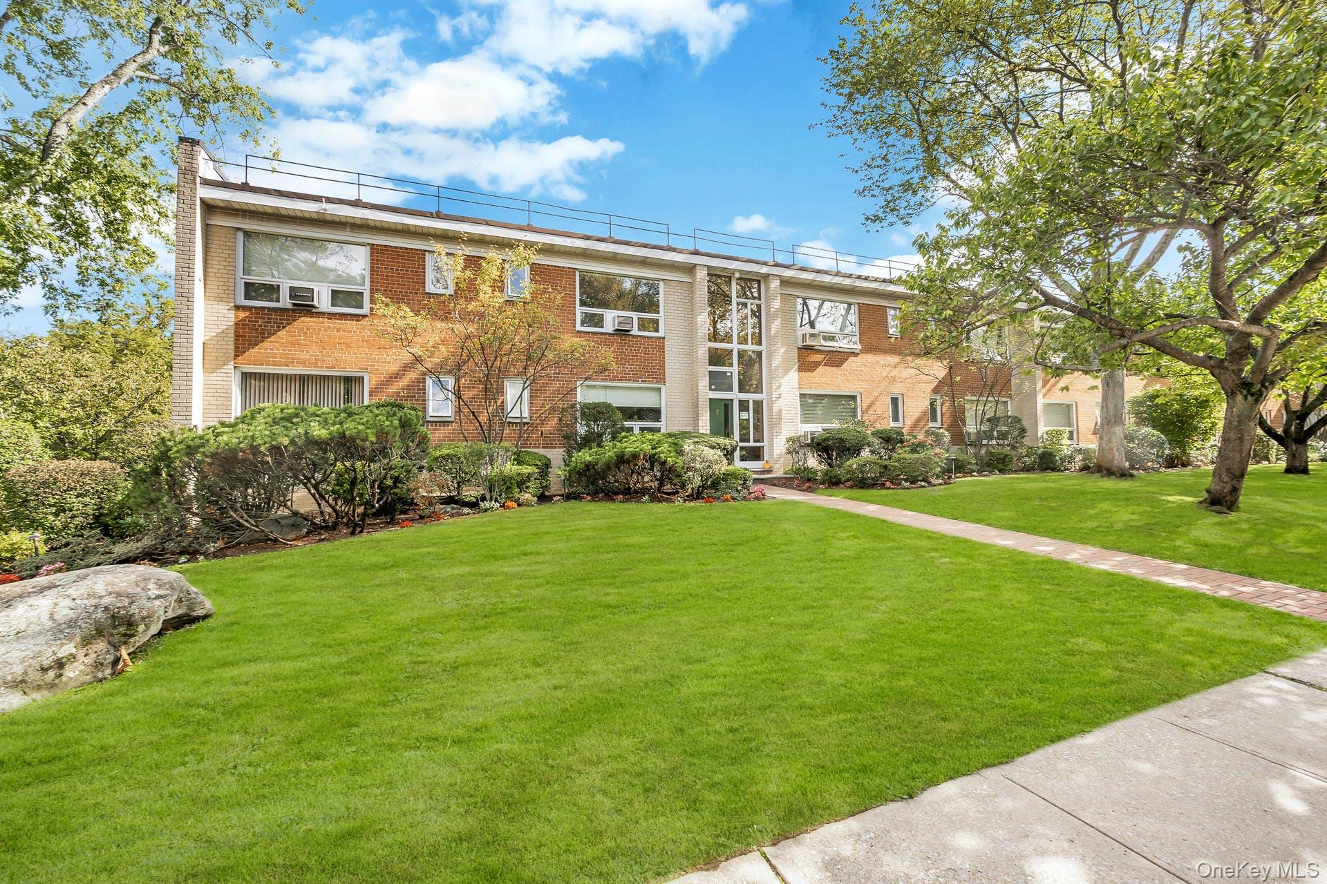 2 Channing Place # 2L, Eastchester, NY 10709