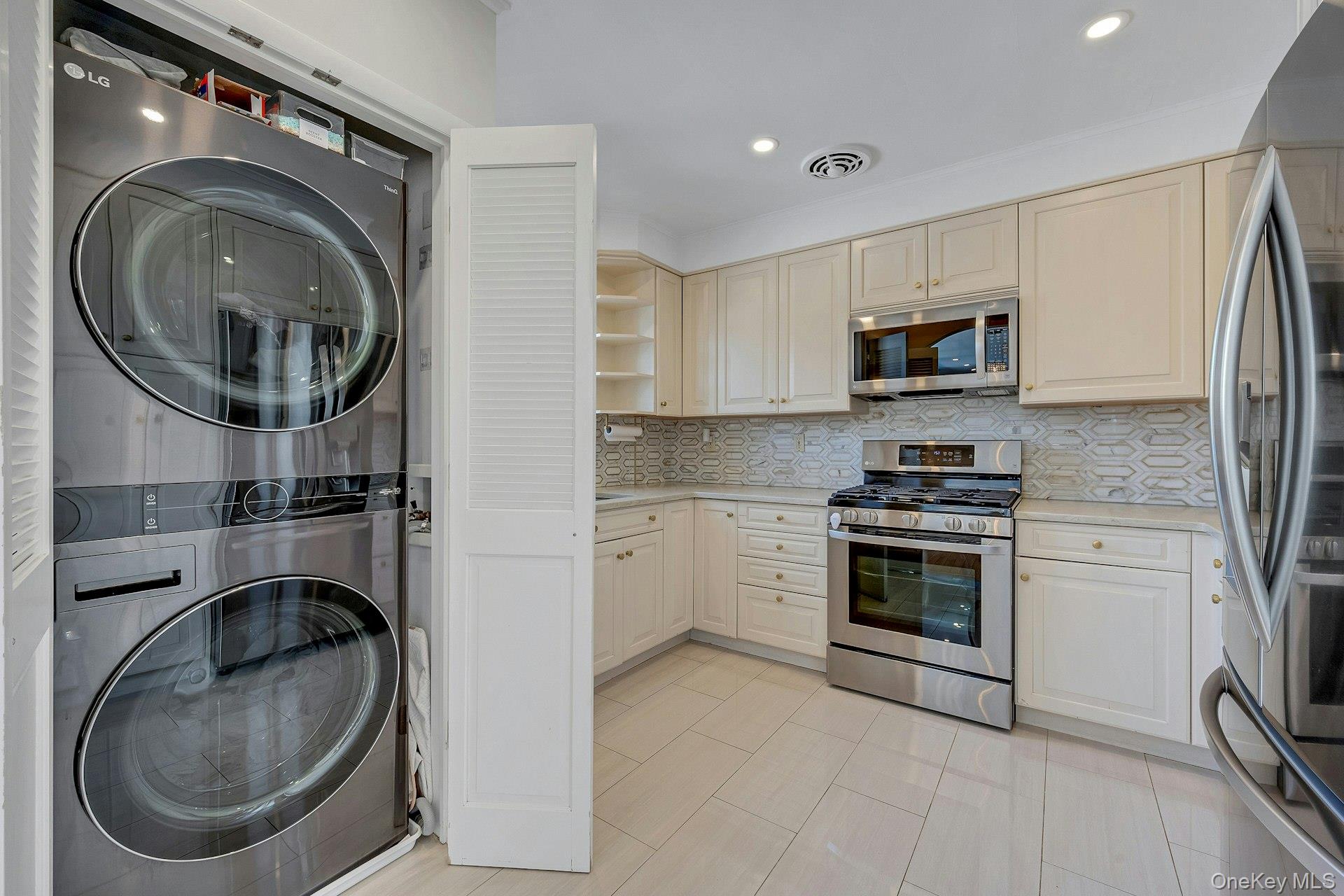 2 Channing Place # 2L, Eastchester, NY 10709