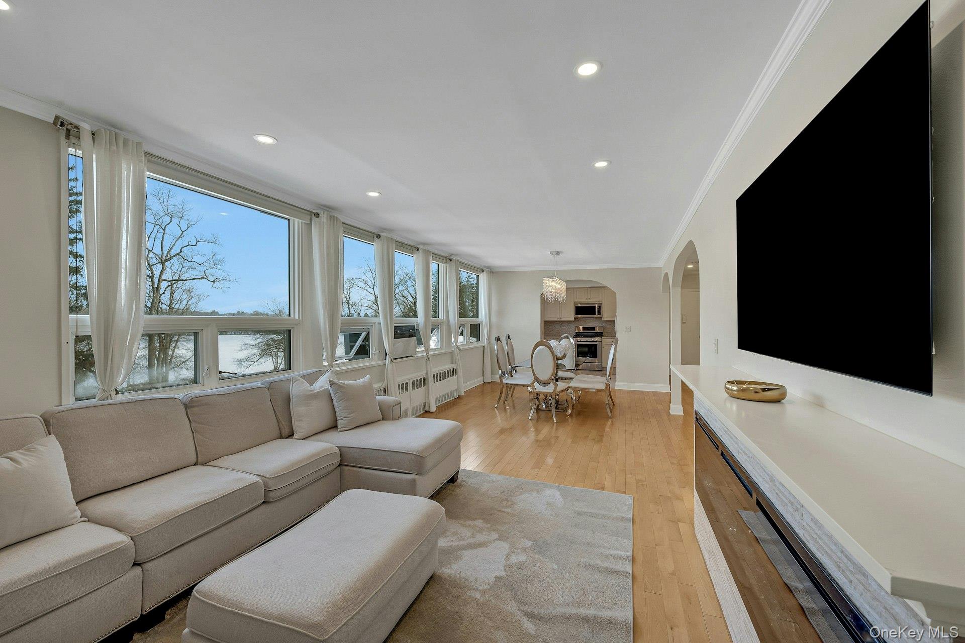 2 Channing Place # 2L, Eastchester, NY 10709