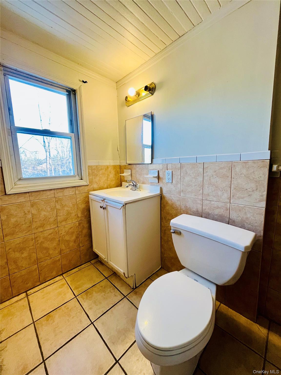 521 E Main Street, Middletown, NY 10940