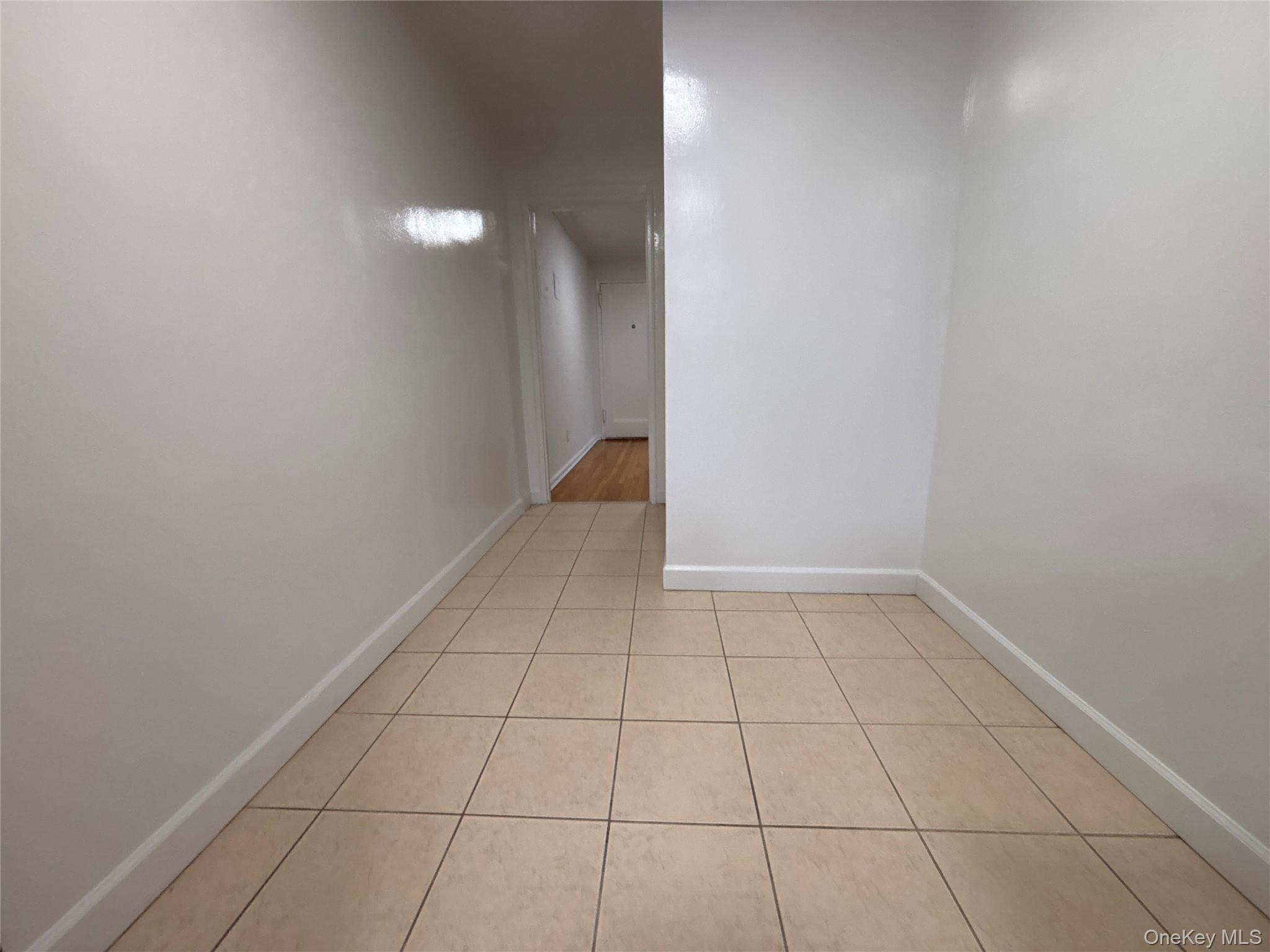 50 S Middle Neck Road # 1P, Great Neck, NY 11021