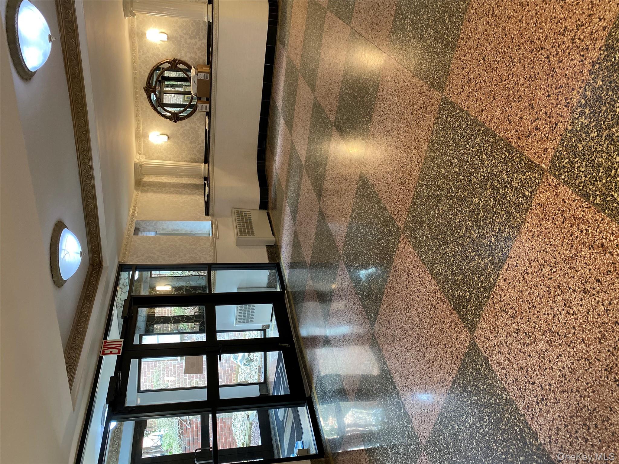 50 S Middle Neck Road # 1P, Great Neck, NY 11021