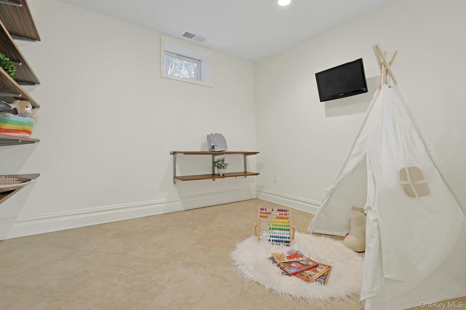 53 Harvest Drive, Scarsdale, NY 10583