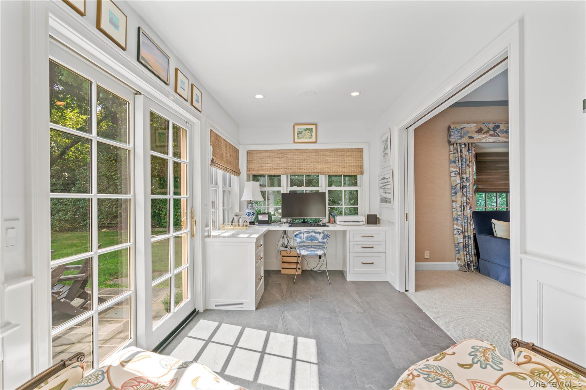 10 Middle Hollow Road, Lloyd Harbor, NY 11743