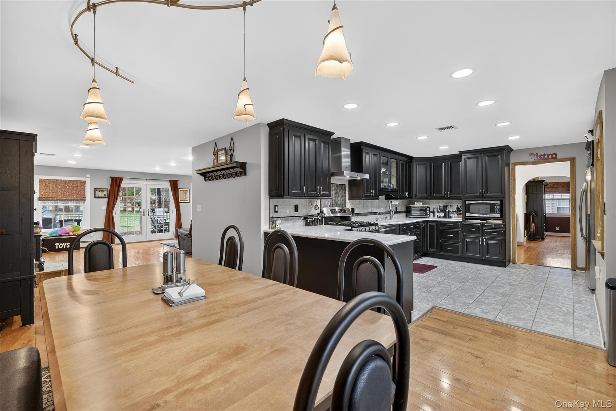 69 S Airmont Road, Suffern, NY 10901