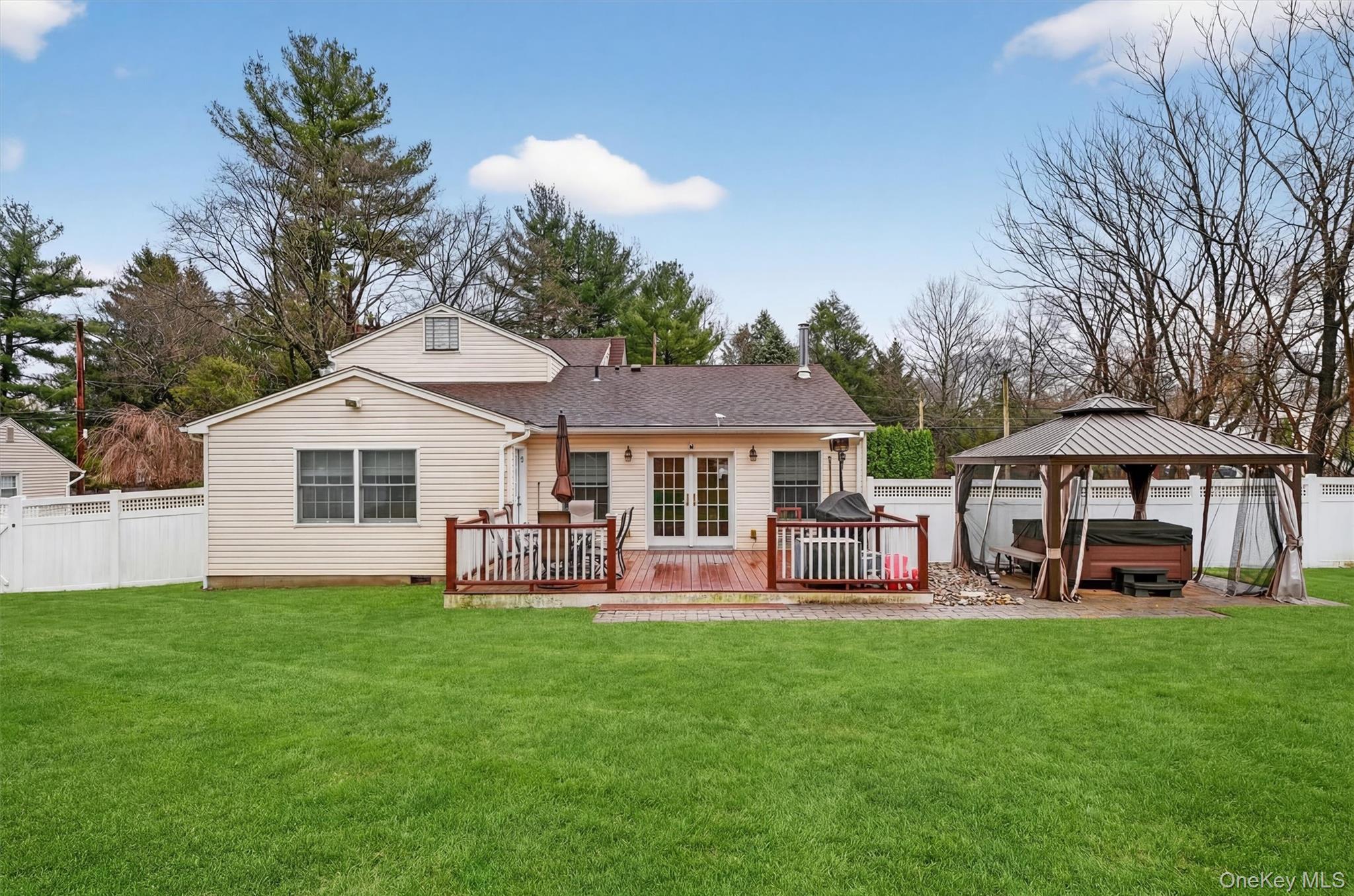 69 S Airmont Road, Suffern, NY 10901