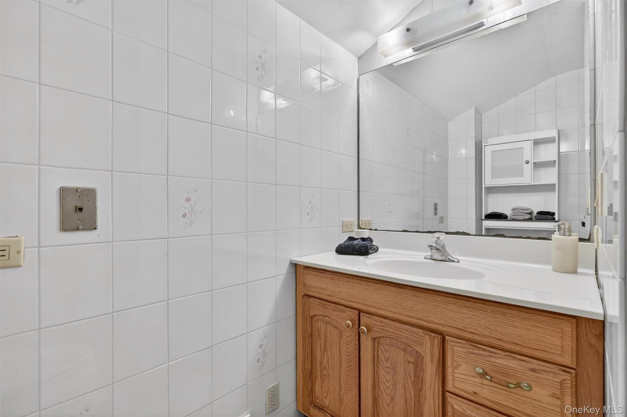 69 S Airmont Road, Suffern, NY 10901