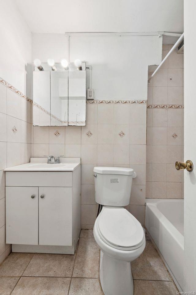 1336 e 99 Street, Brooklyn, NY 11236