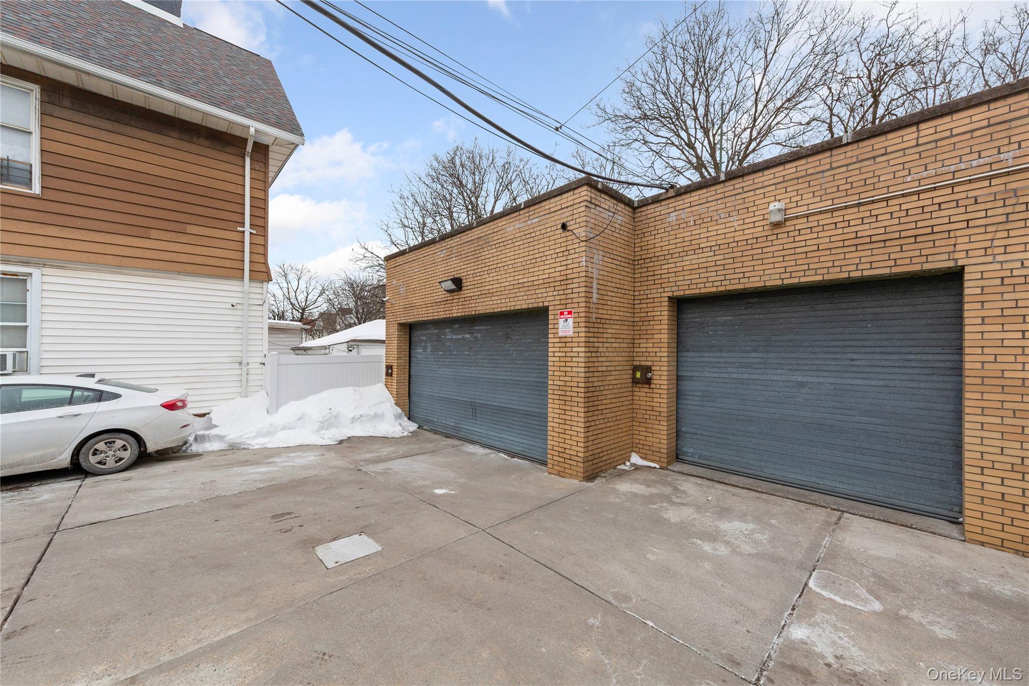 9412 Jamaica Avenue, Woodhaven, NY 11421