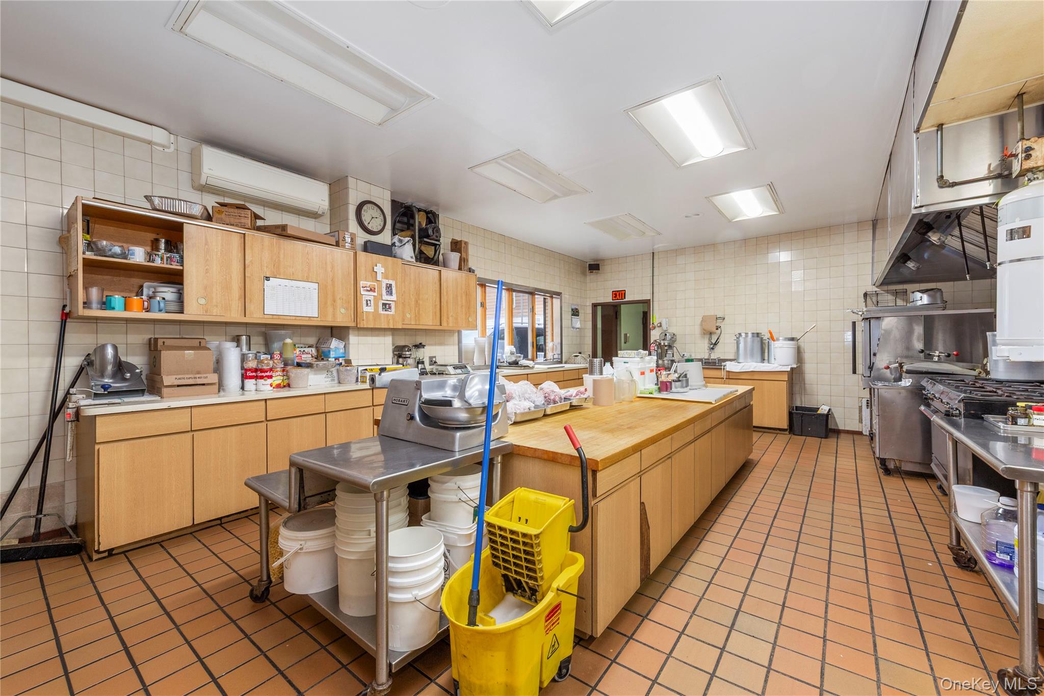 9412 Jamaica Avenue, Woodhaven, NY 11421