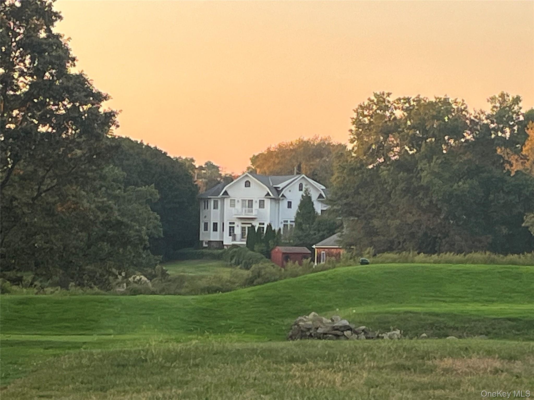 74 Old Post Lane, Mamaroneck, NY 10543