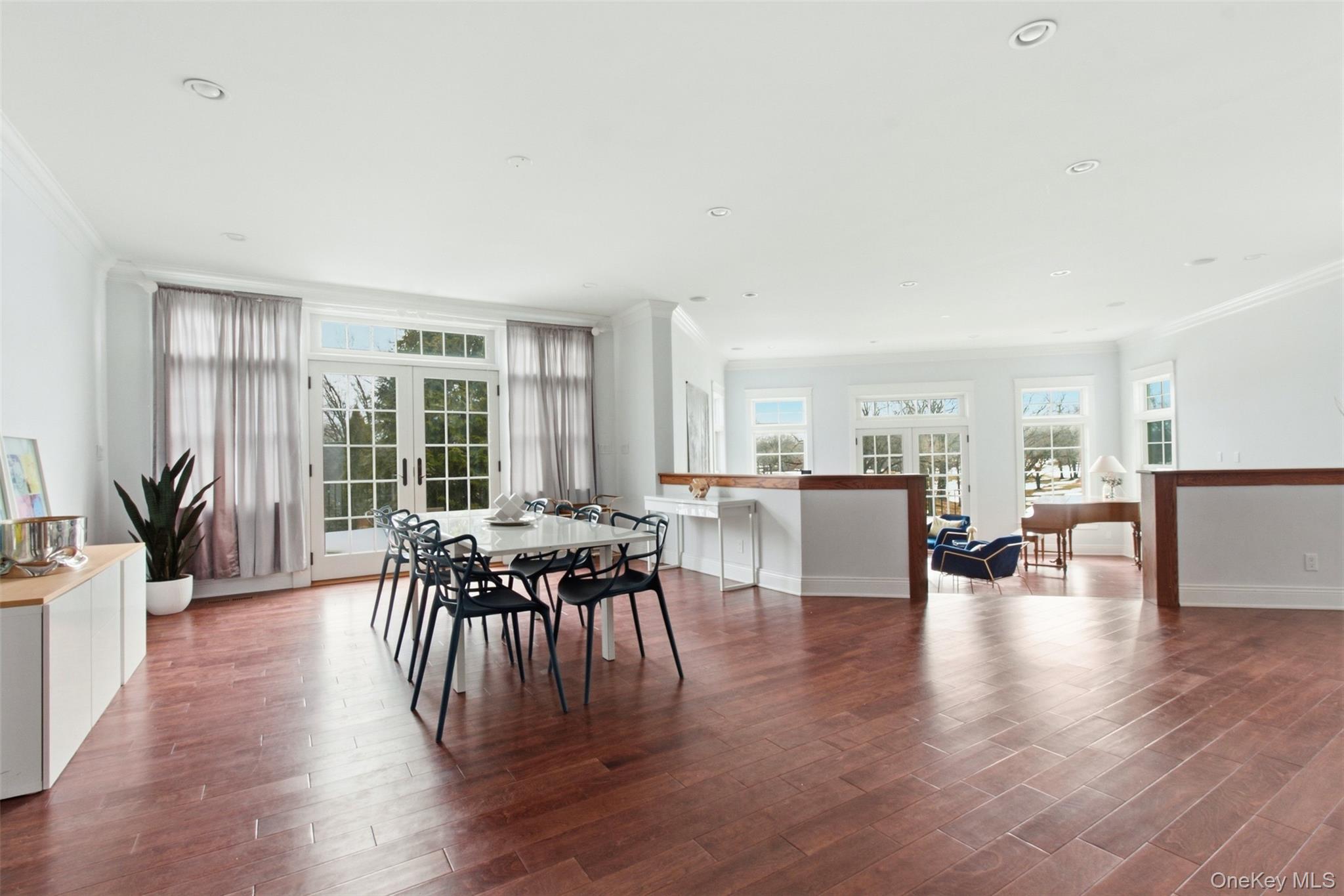 74 Old Post Lane, Mamaroneck, NY 10543