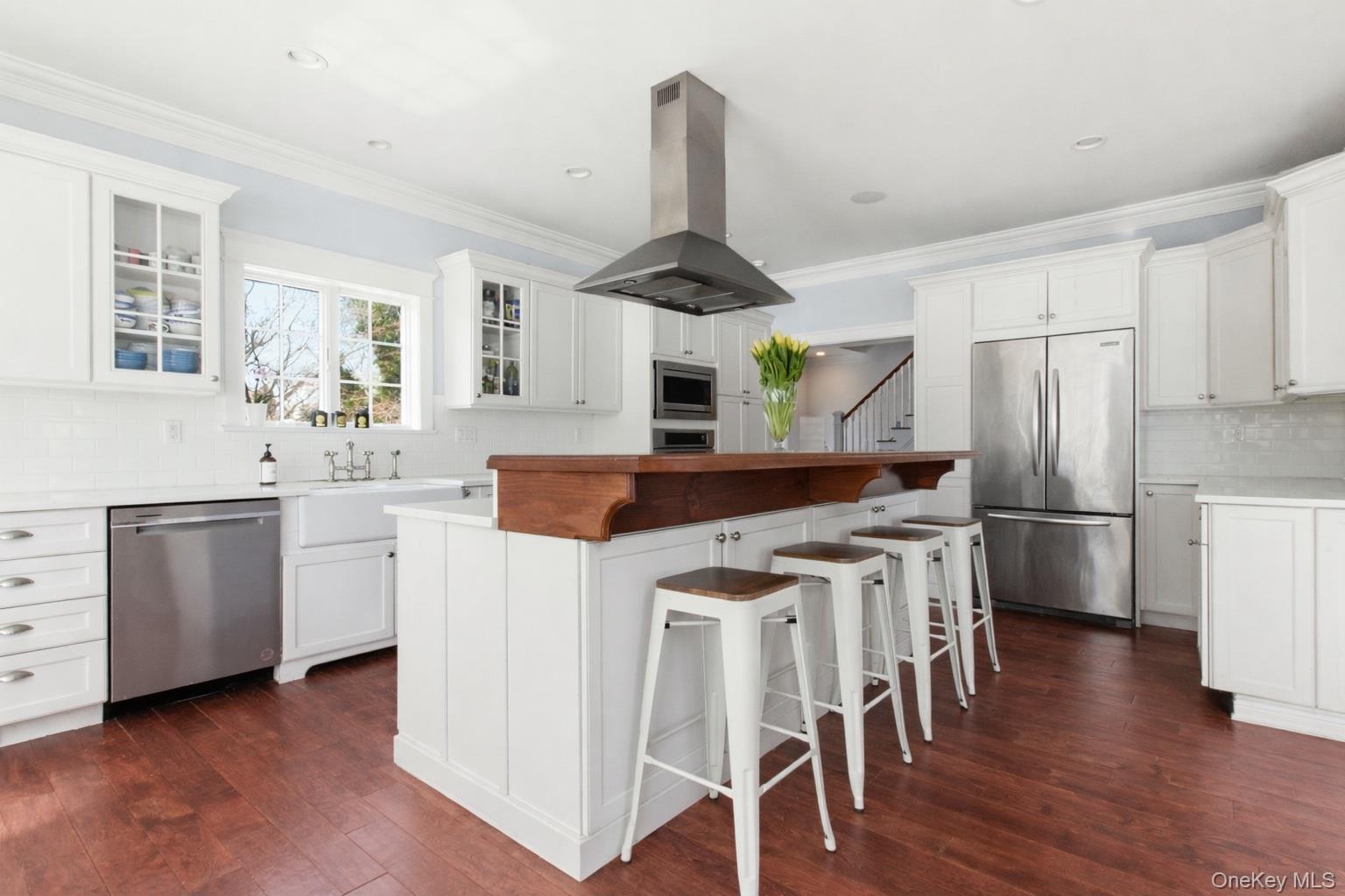 74 Old Post Lane, Mamaroneck, NY 10543