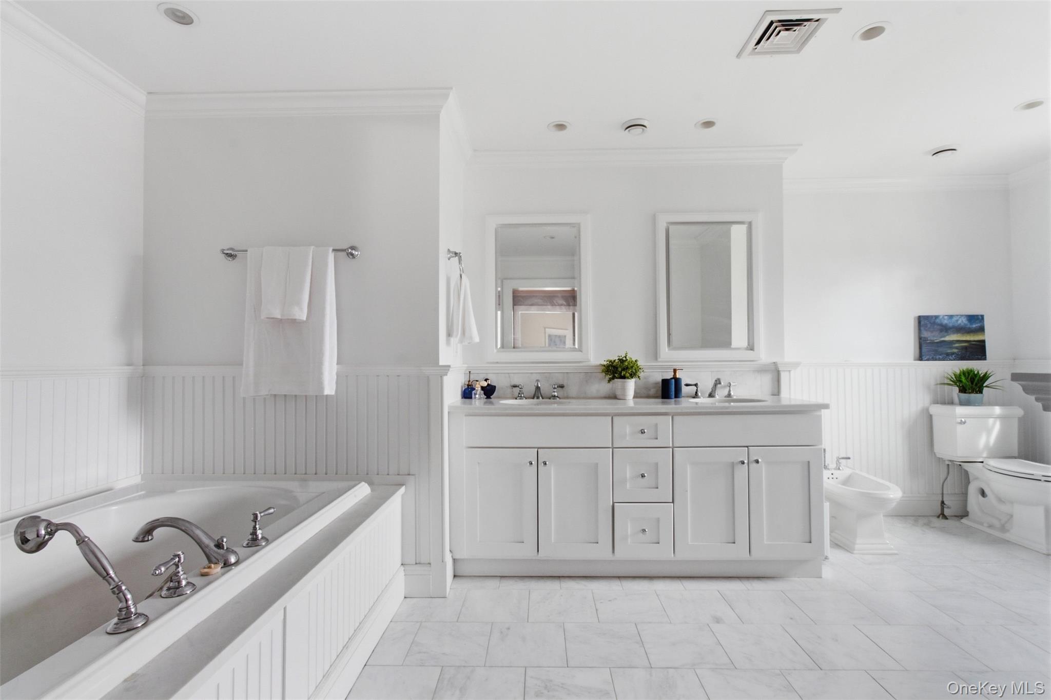 74 Old Post Lane, Mamaroneck, NY 10543