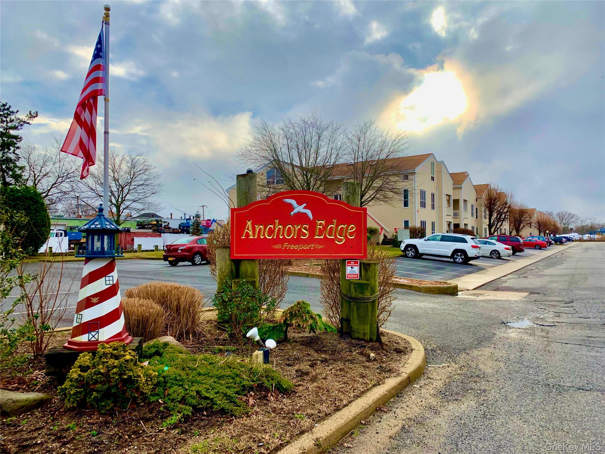 31 Anchor Street # Y, Freeport, NY 11520