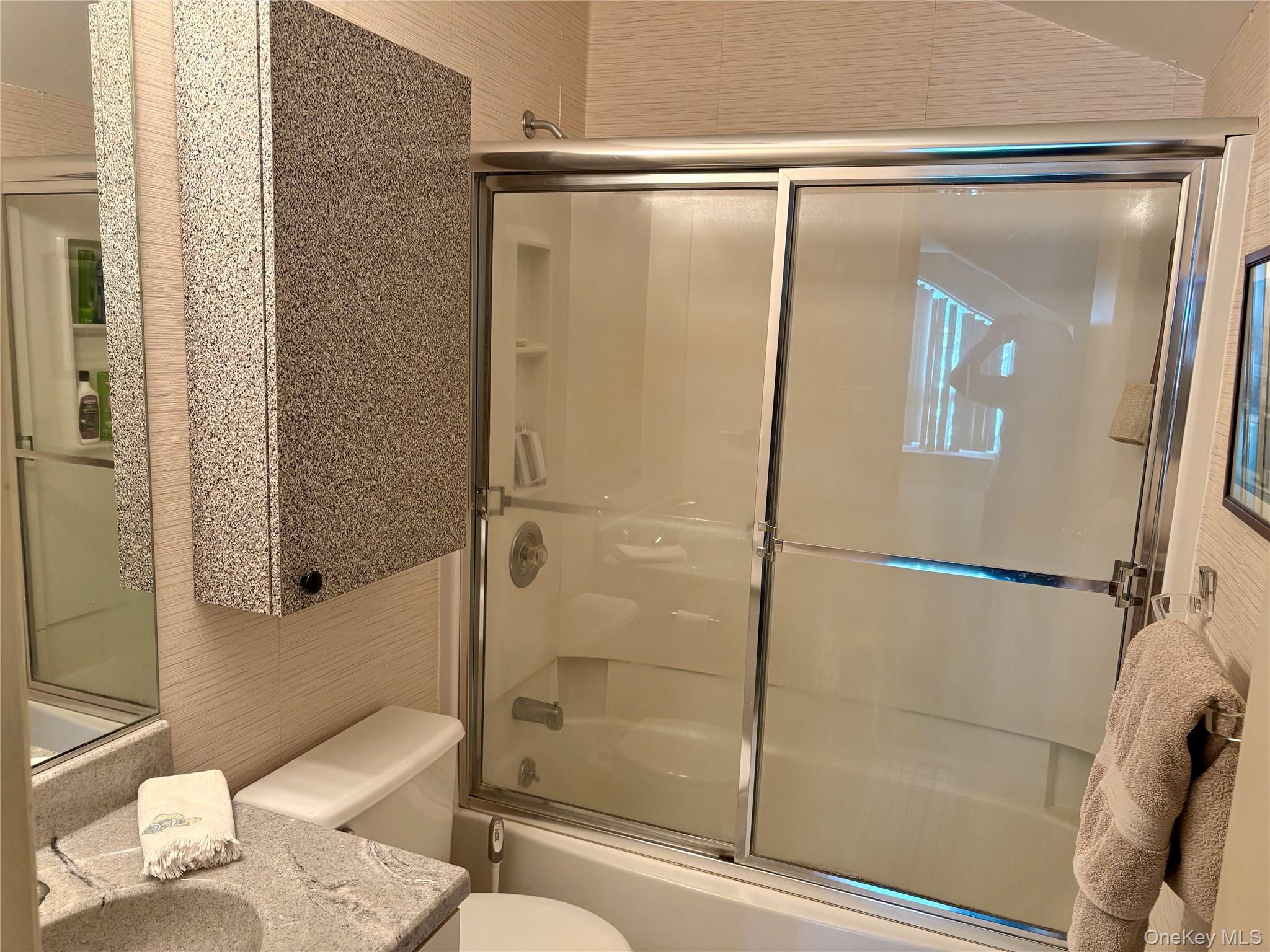 31 Anchor Street # Y, Freeport, NY 11520