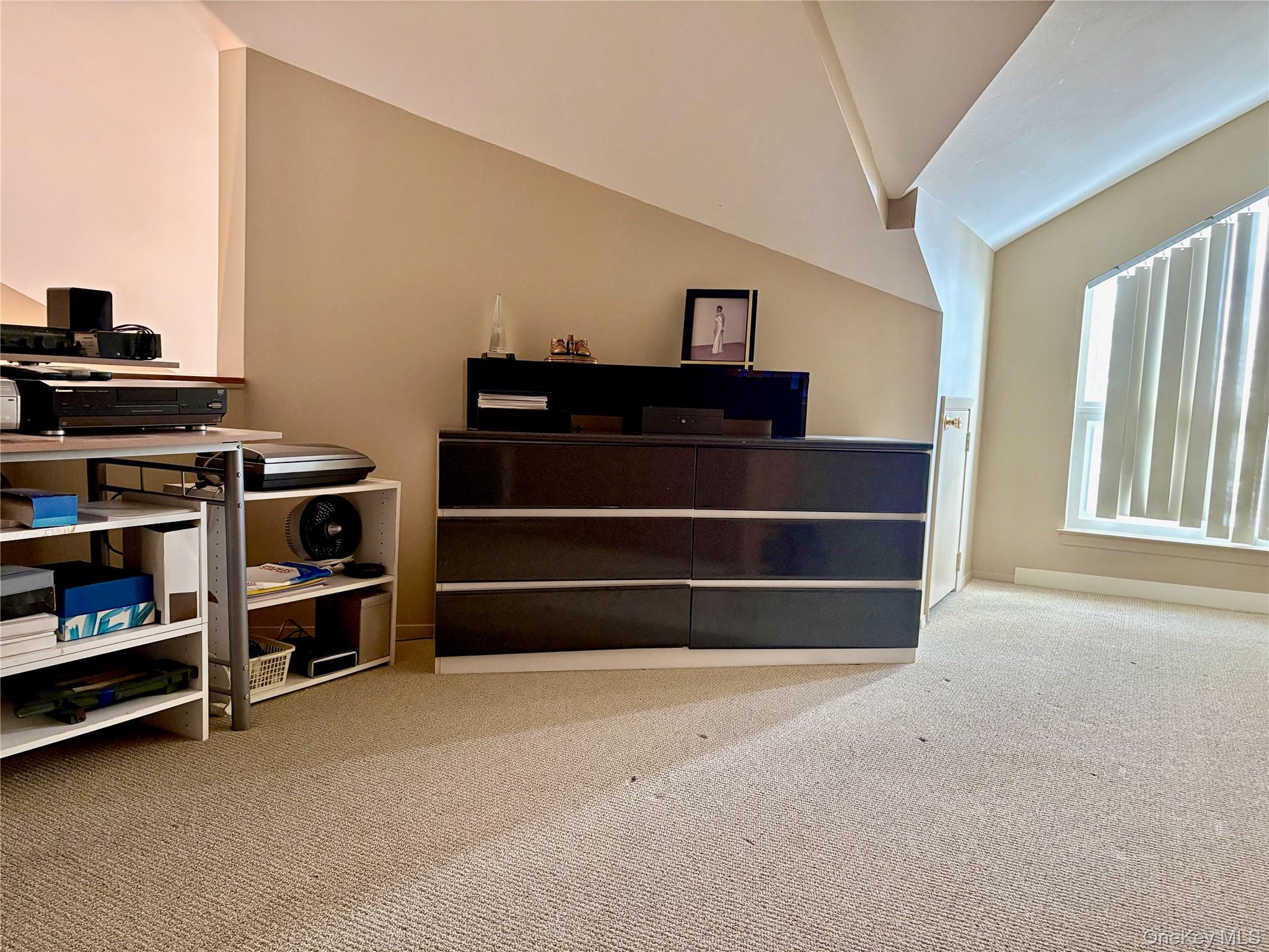 31 Anchor Street # Y, Freeport, NY 11520