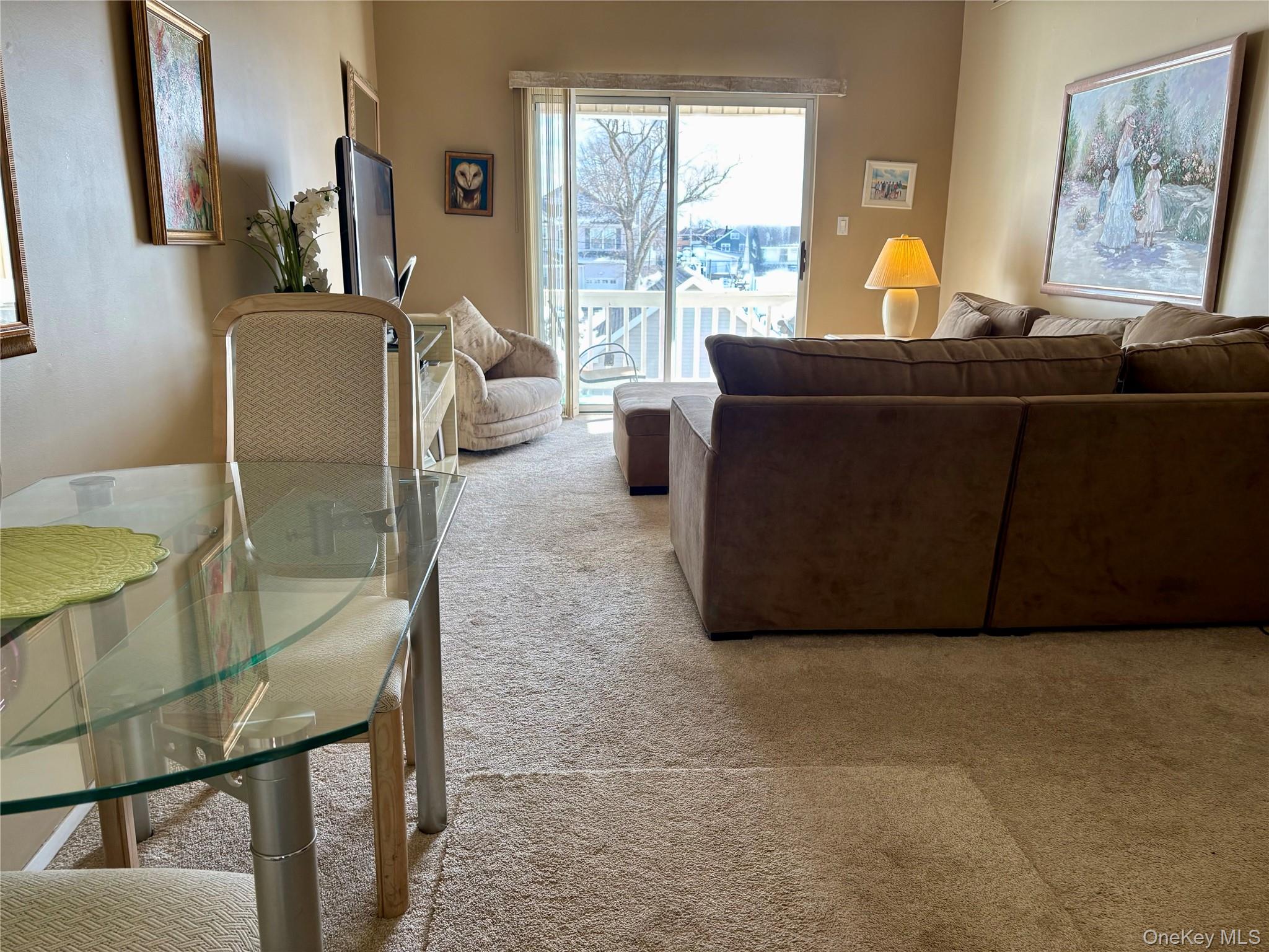 31 Anchor Street # Y, Freeport, NY 11520