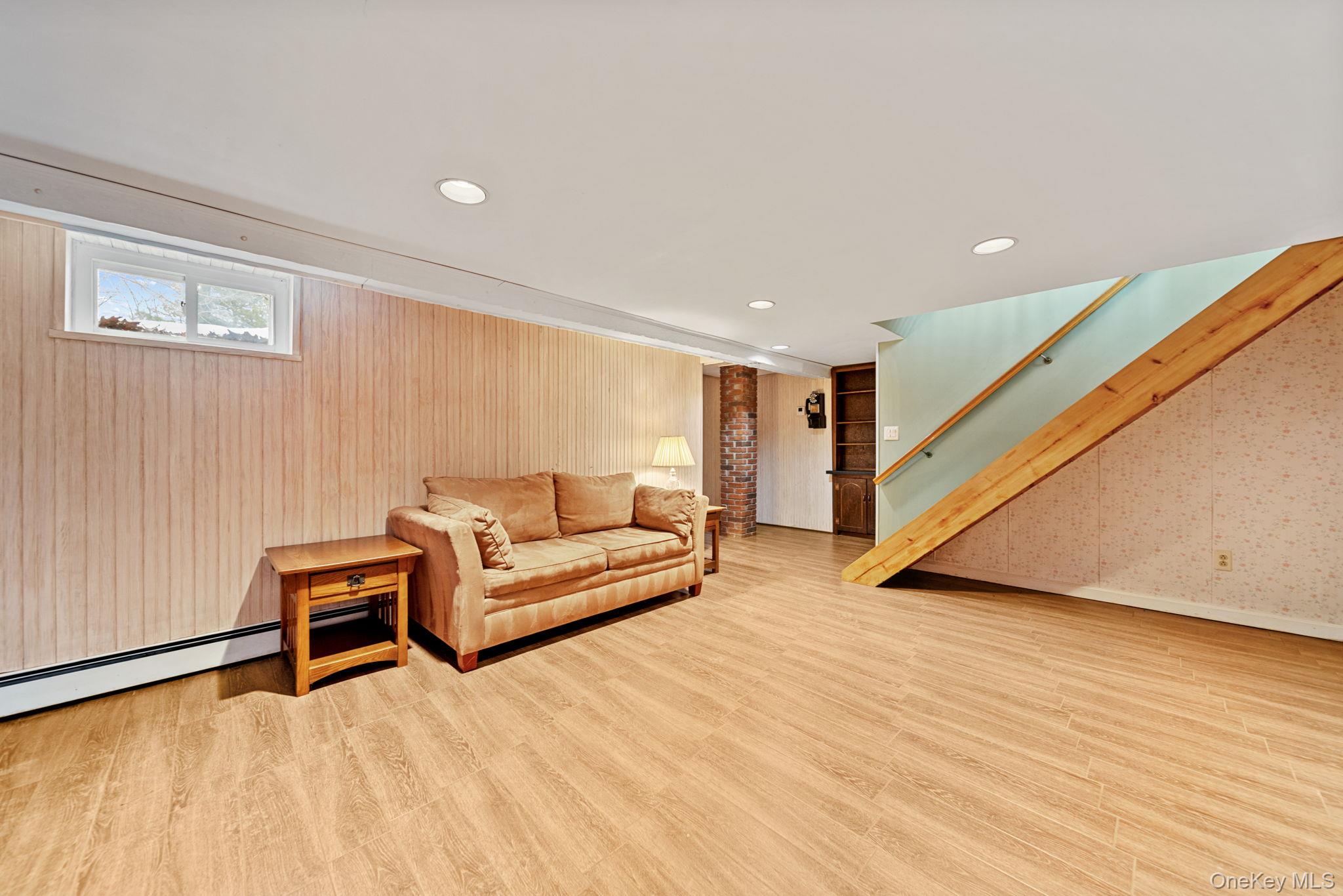 166 Parrott Road, West Nyack, NY 10994