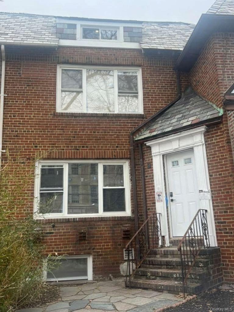 9307 69th Avenue, Forest Hills, NY 11375