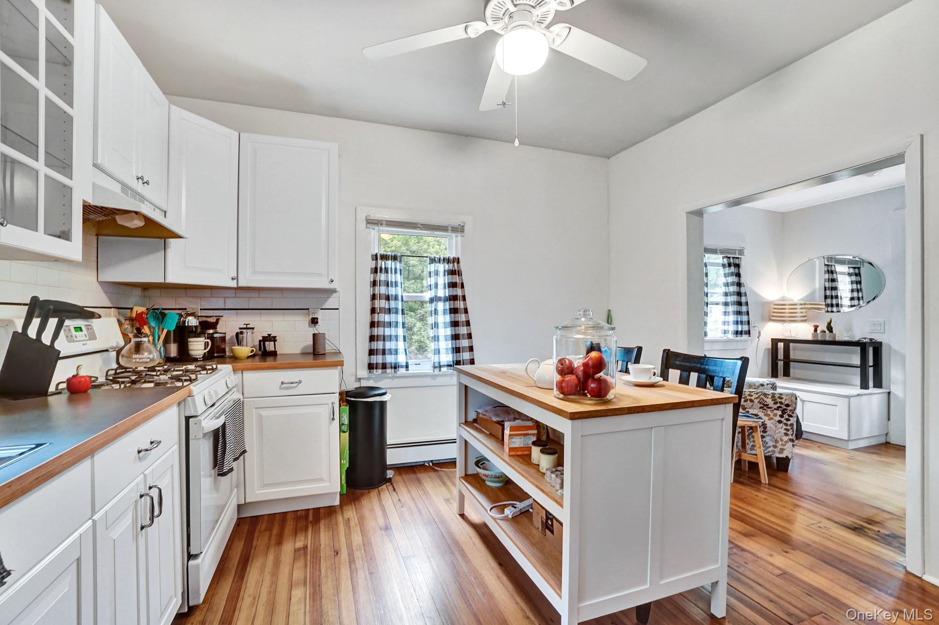 2 Mine Hill Road, Cornwall, NY 12518