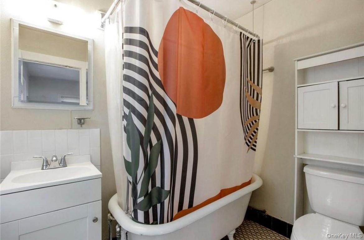 2 Mine Hill Road, Cornwall, NY 12518