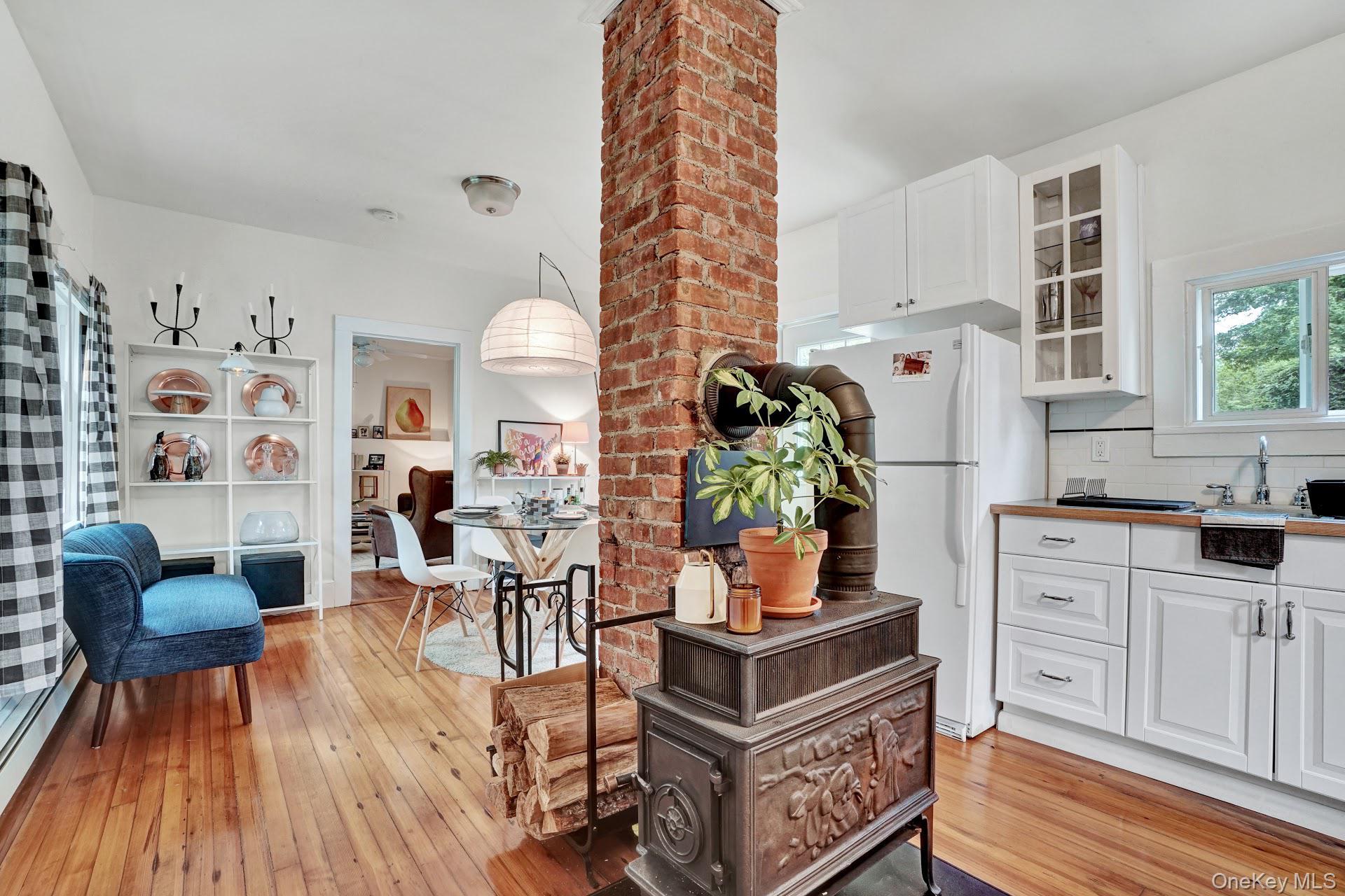 2 Mine Hill Road, Cornwall, NY 12518