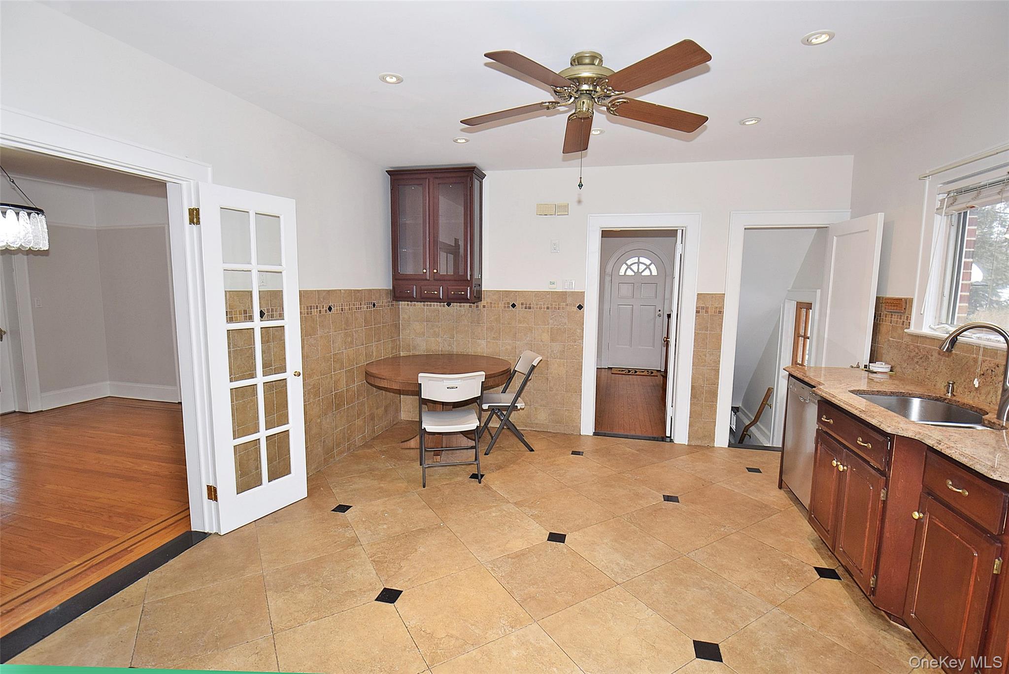 79 Red Ground Road, Roslyn Heights, NY 11577